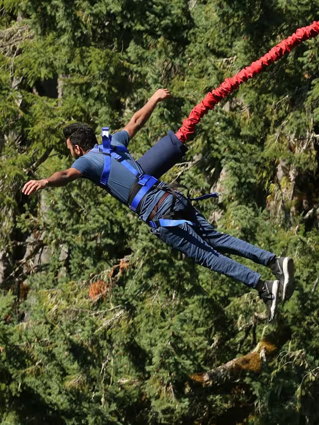 Bungee Jumping